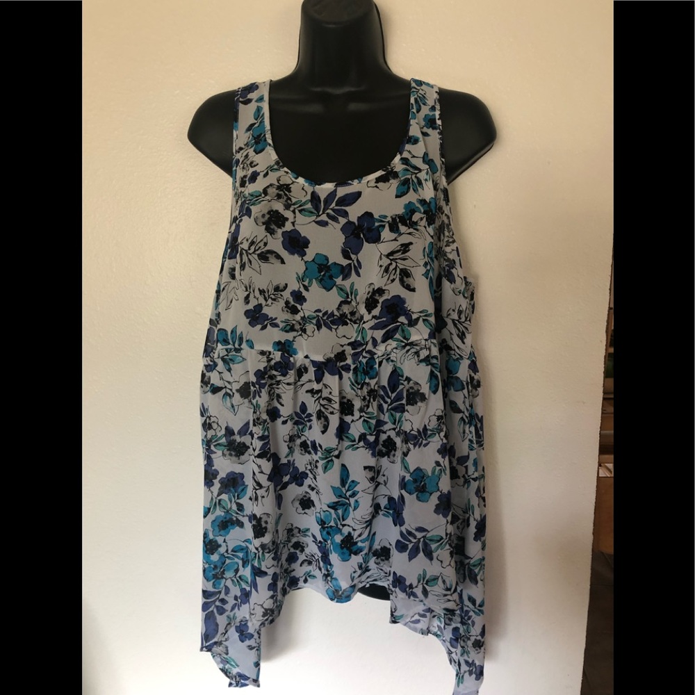 Floral tank top